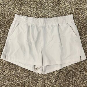 Old Navy Off-White Dry Quick StretchTech Athletic Shorts size 3X Plus